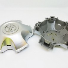 Колпачок в диск Toyota Land Cruiser 2008-2011 (152/125) 42603-60570