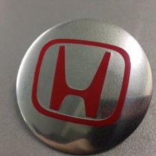 Наклейка на диск Honda D56 аллюминий (красный логотип на серебристом фоне)