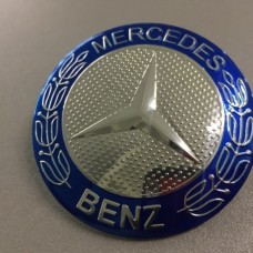 Наклейка на диск Mercedes D56 мм алюминий, выпуклый (Синий логотип на серебристом фоне)