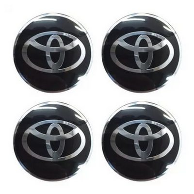 Наклейка на диск Toyota D56 мм алюминий, выпуклый (Серебристый логотип на черном фоне) с логотипом на колпачок колесных дисков
