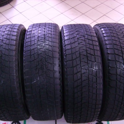 Шини Bridgestone Blizzak DM-V1 225/65 R17 Б/У 5,5 мм